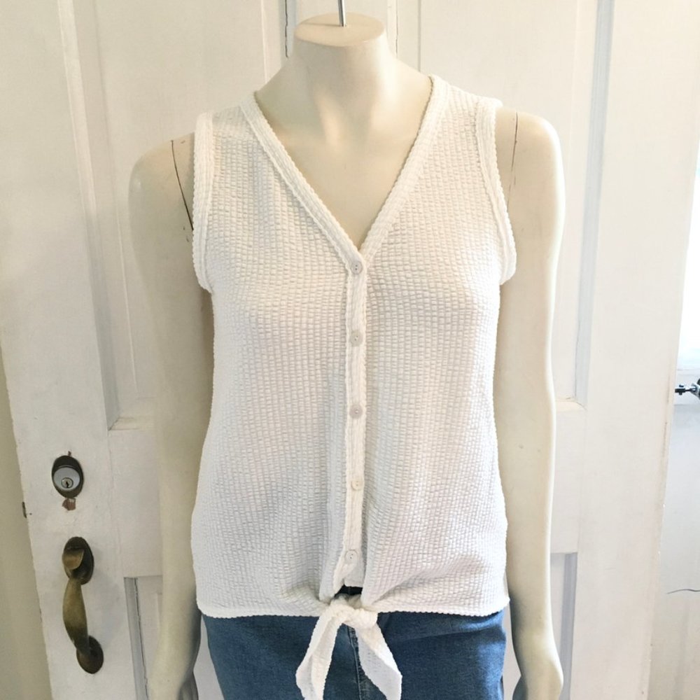 GREEN ENVELOPE Textured Button Tie Tank Top SZ S